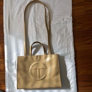 Medium Telfar bag in Cream